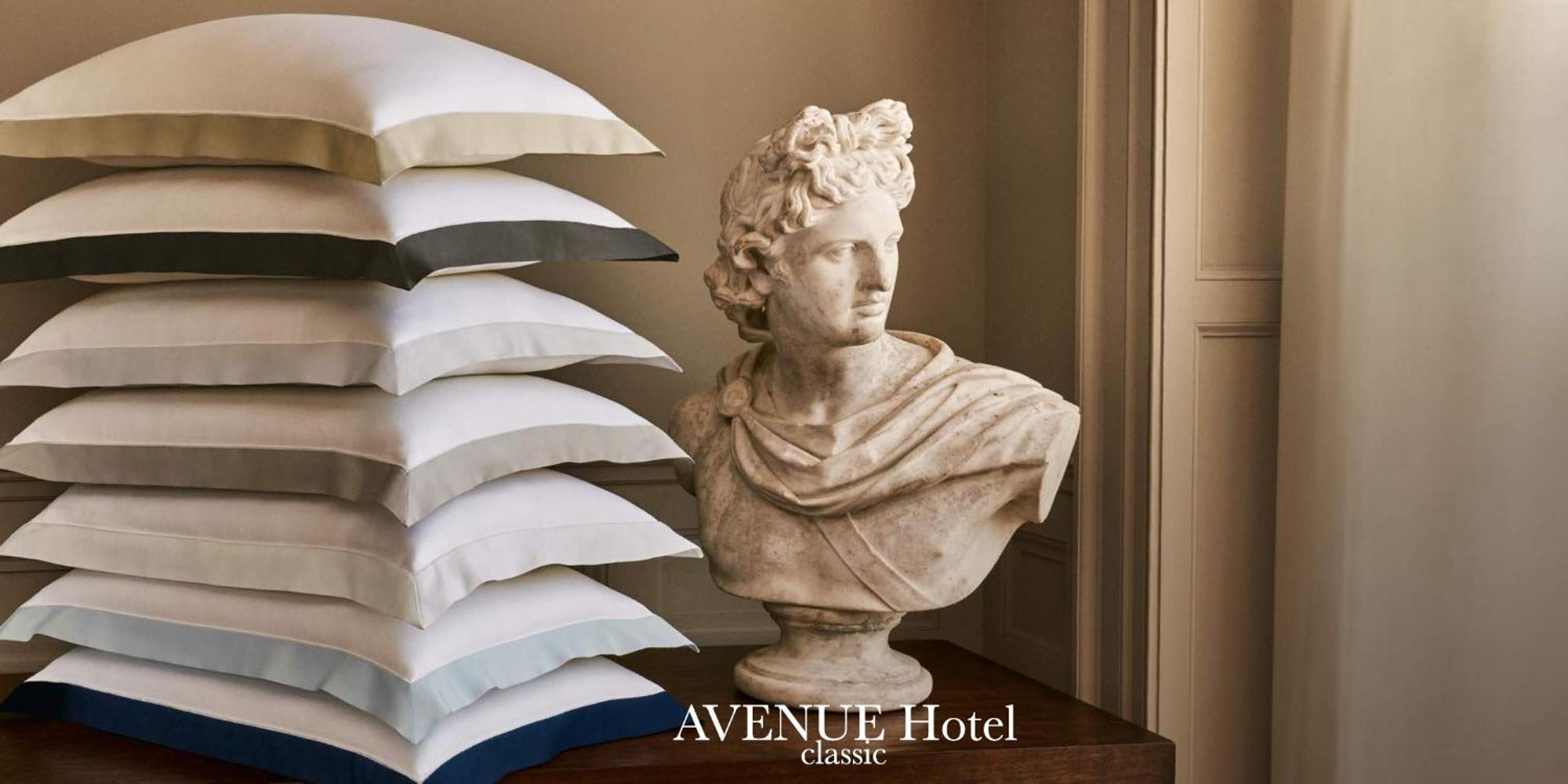 Hotel Avenue Ράβντα Εξωτερικό φωτογραφία