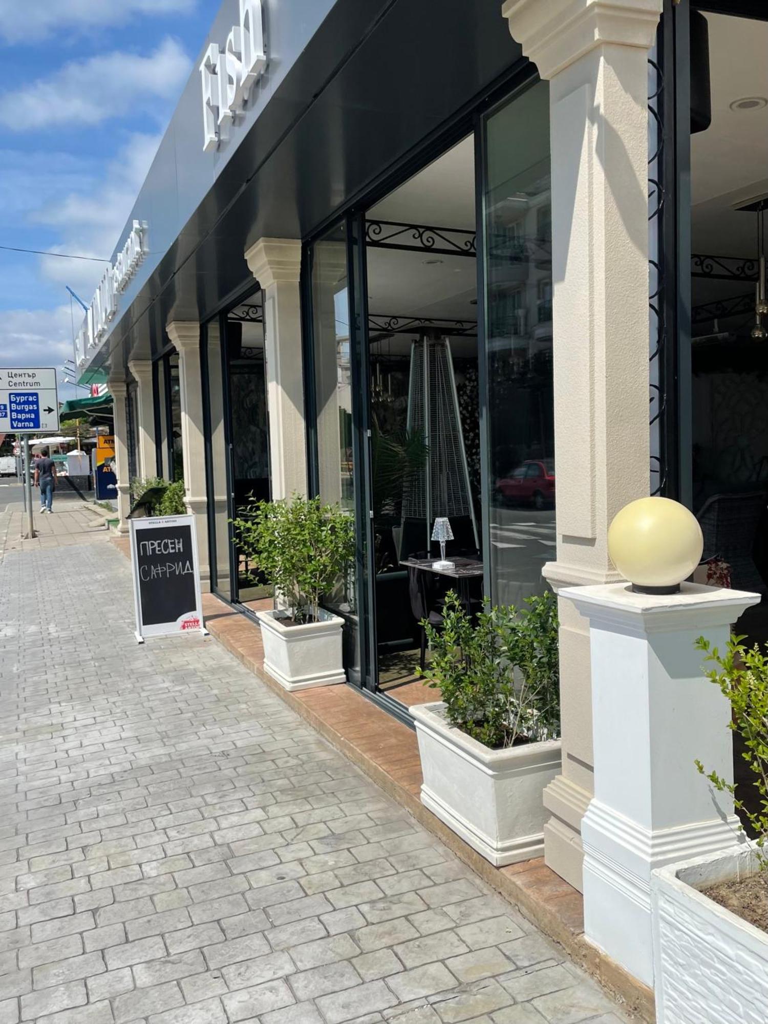 Hotel Avenue Ράβντα Εξωτερικό φωτογραφία
