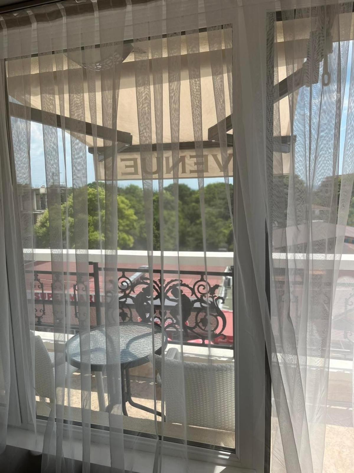 Hotel Avenue Ράβντα Εξωτερικό φωτογραφία