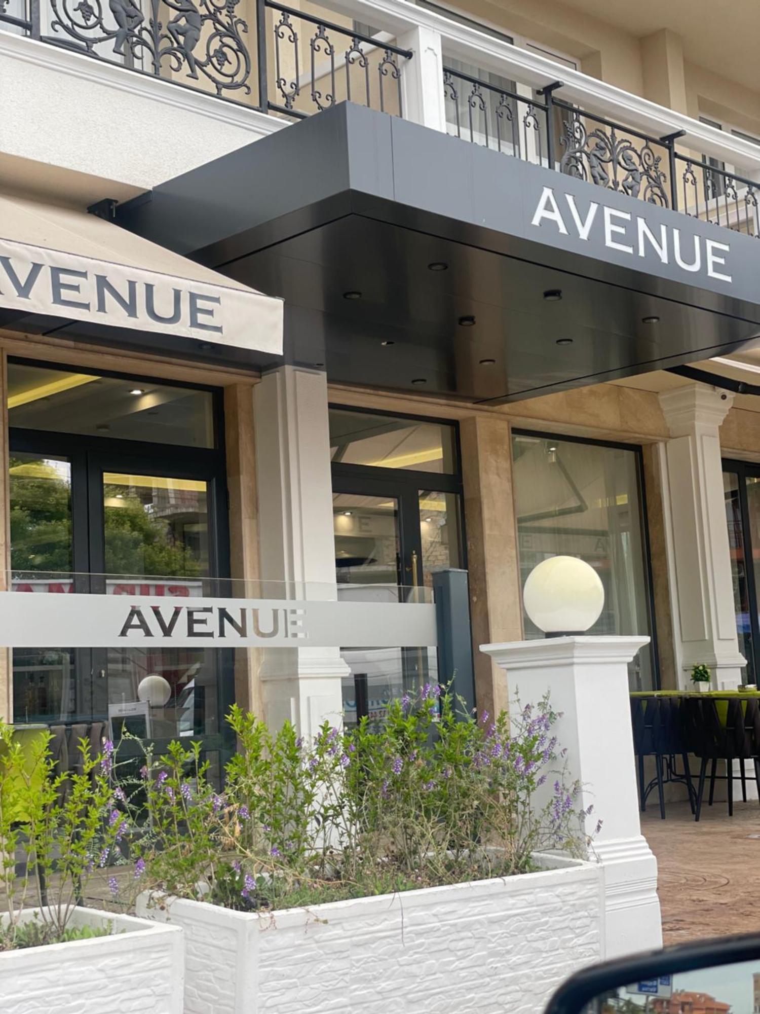 Hotel Avenue Ράβντα Εξωτερικό φωτογραφία