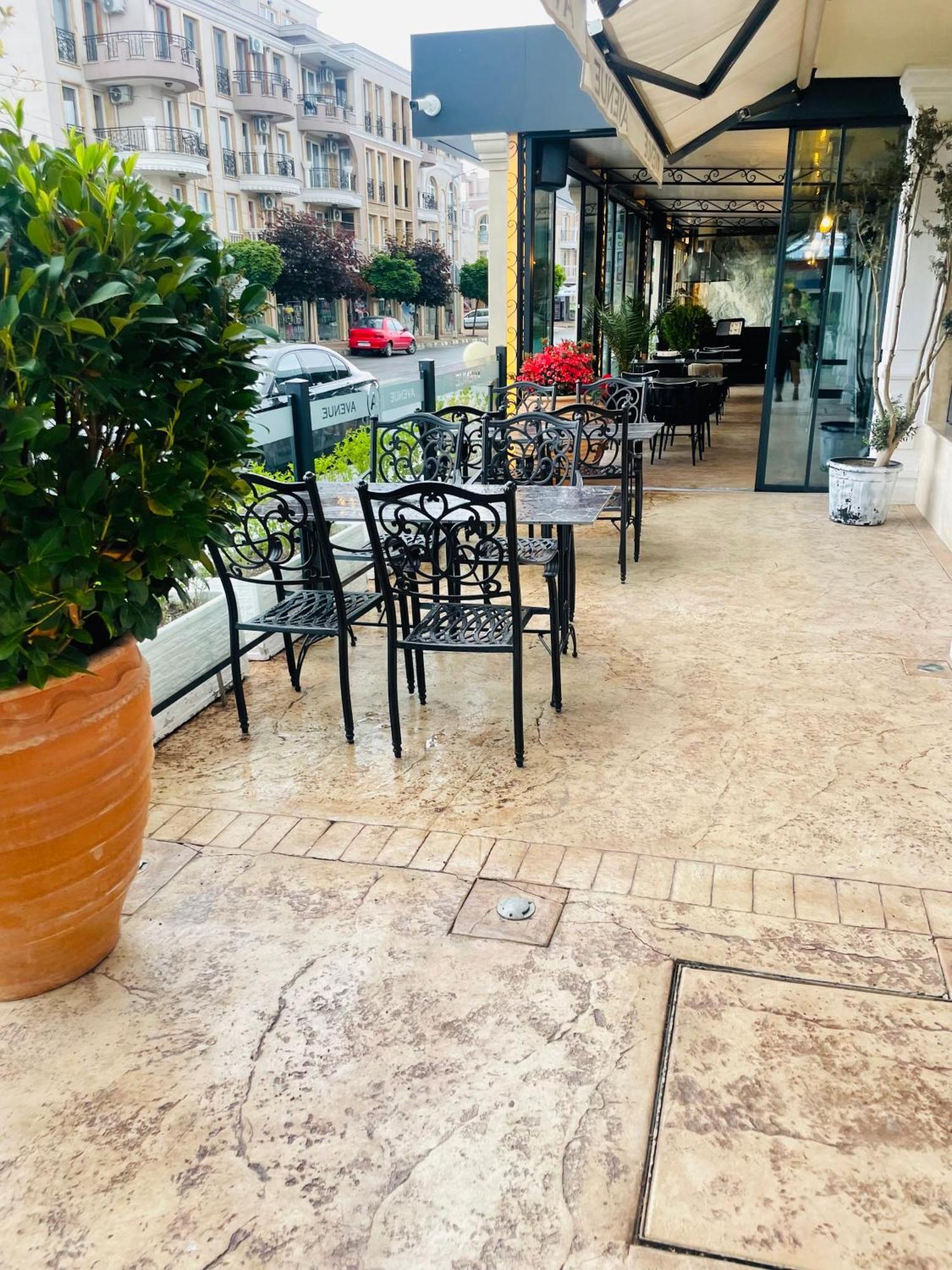Hotel Avenue Ράβντα Εξωτερικό φωτογραφία