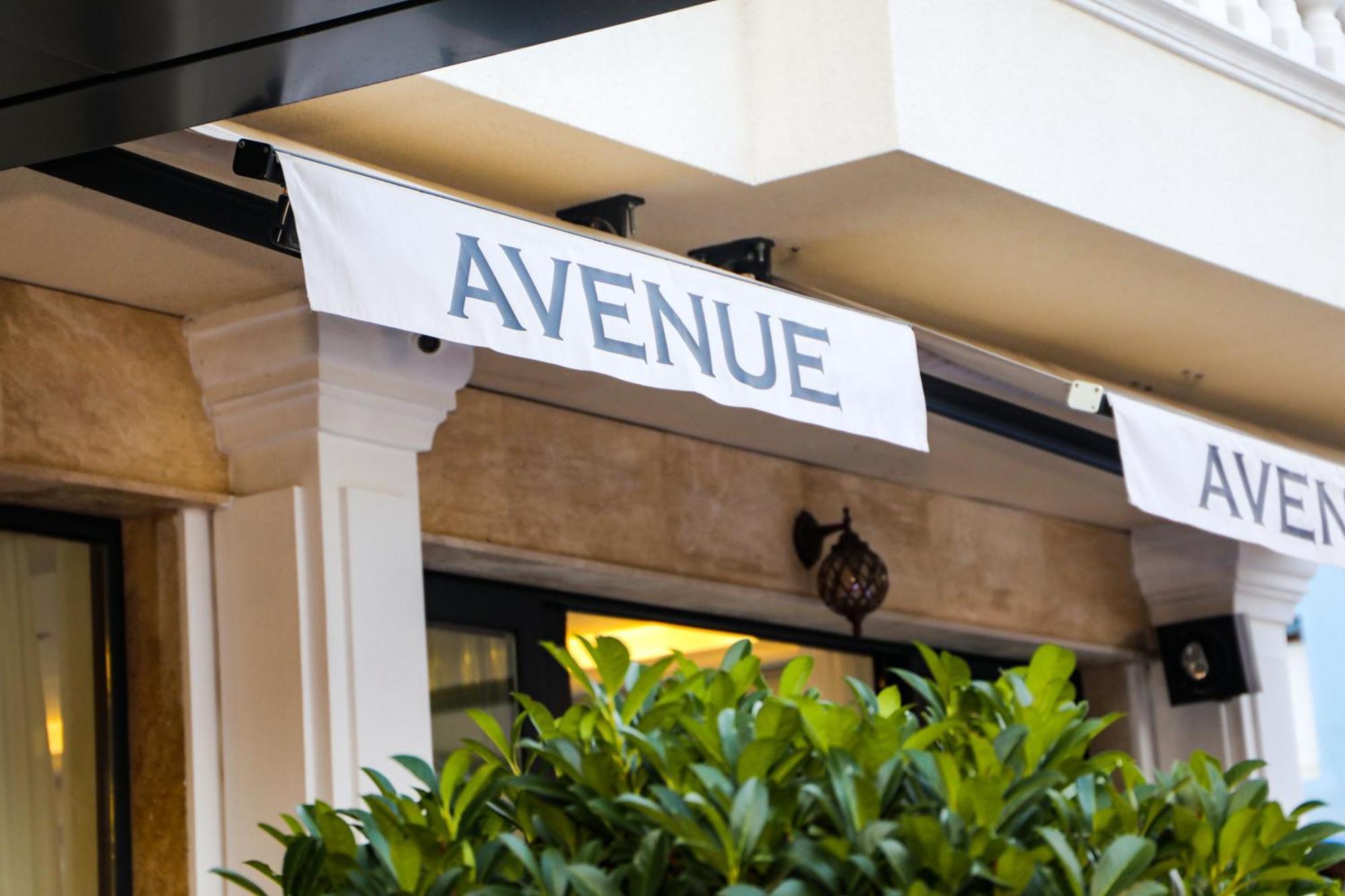 Hotel Avenue Ράβντα Εξωτερικό φωτογραφία