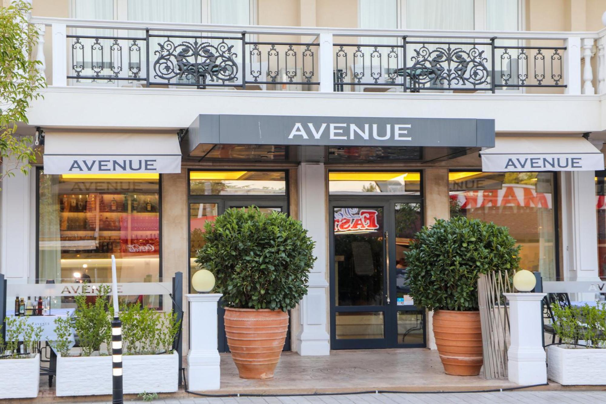 Hotel Avenue Ράβντα Εξωτερικό φωτογραφία